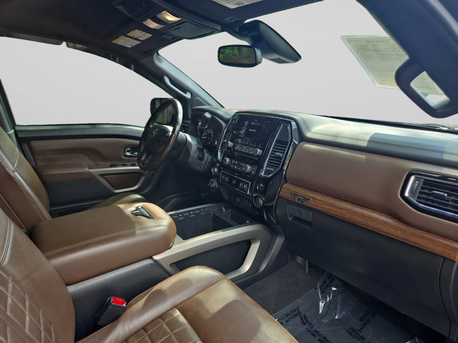 Used 2021 Nissan Titan Platinum Reserve w/ Off Road Protection Package AWD/4WD image 34
