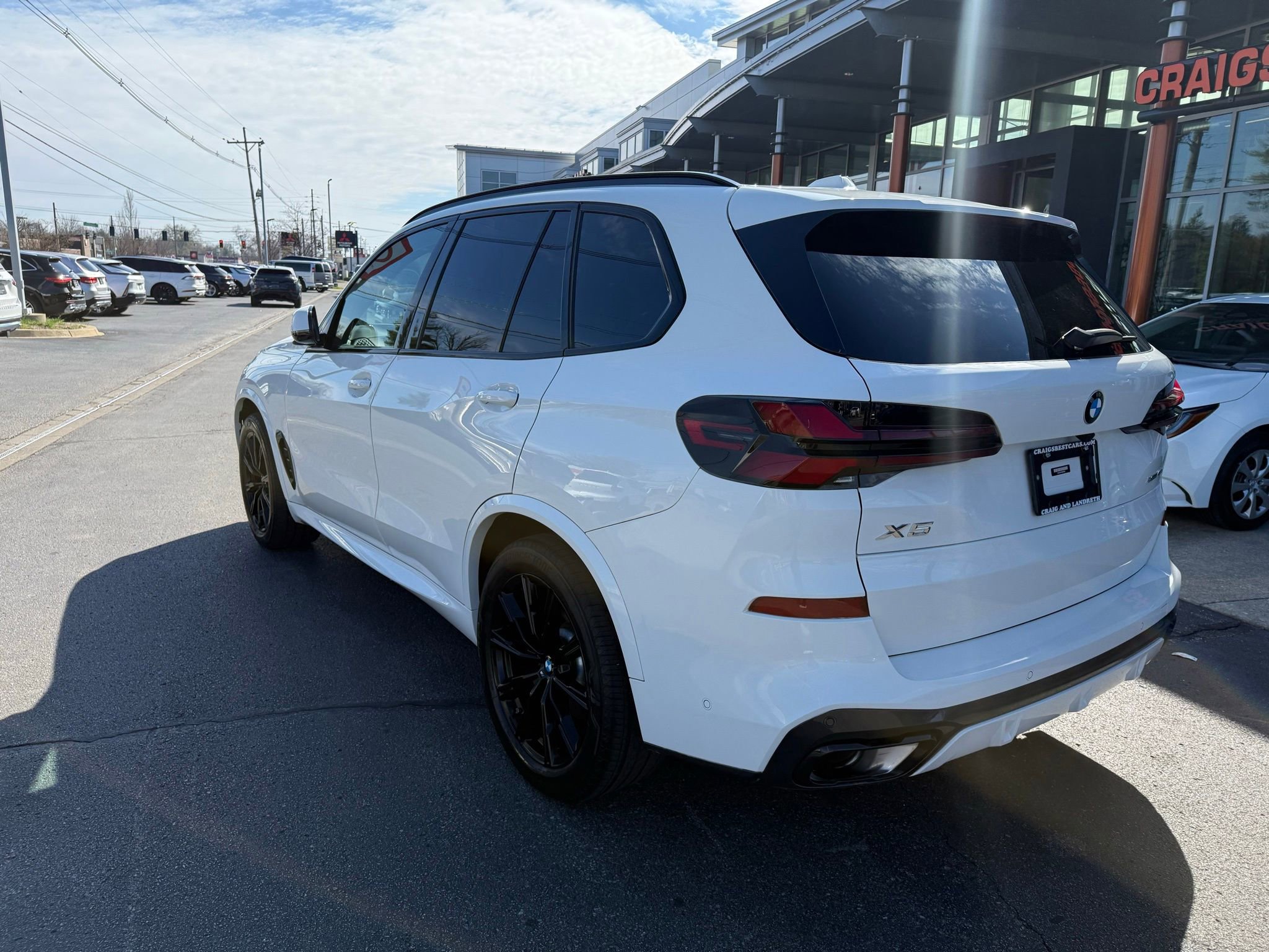Used 2024 BMW X5 xDrive40i w/ Executive Package image 11