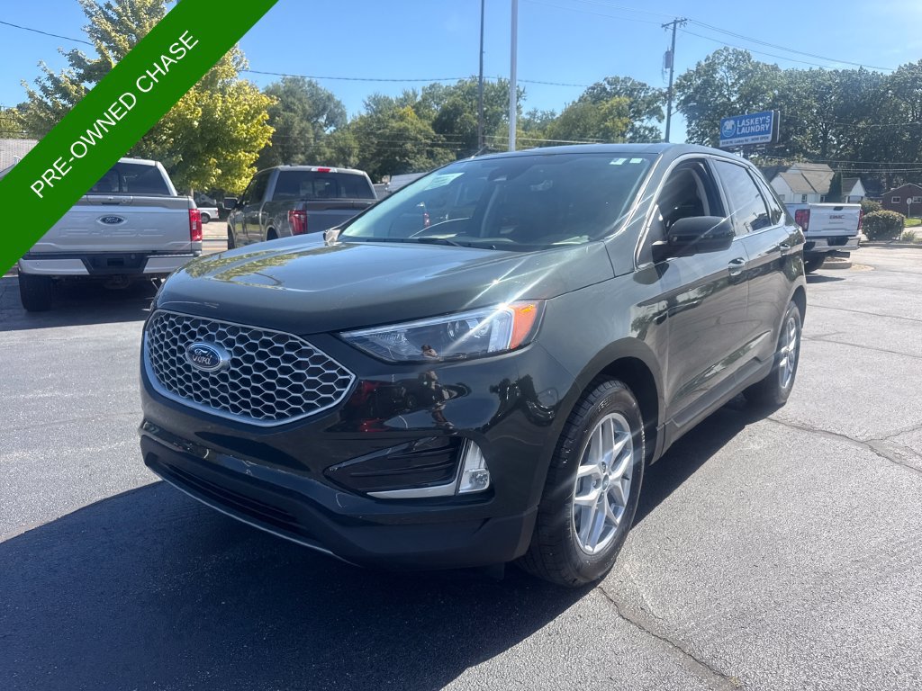 Used 2024 Ford Edge SEL w/ Convenience Package AWD/4WD image 2