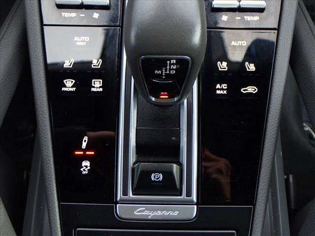 Used 2021 Porsche Cayenne Coupe image 24