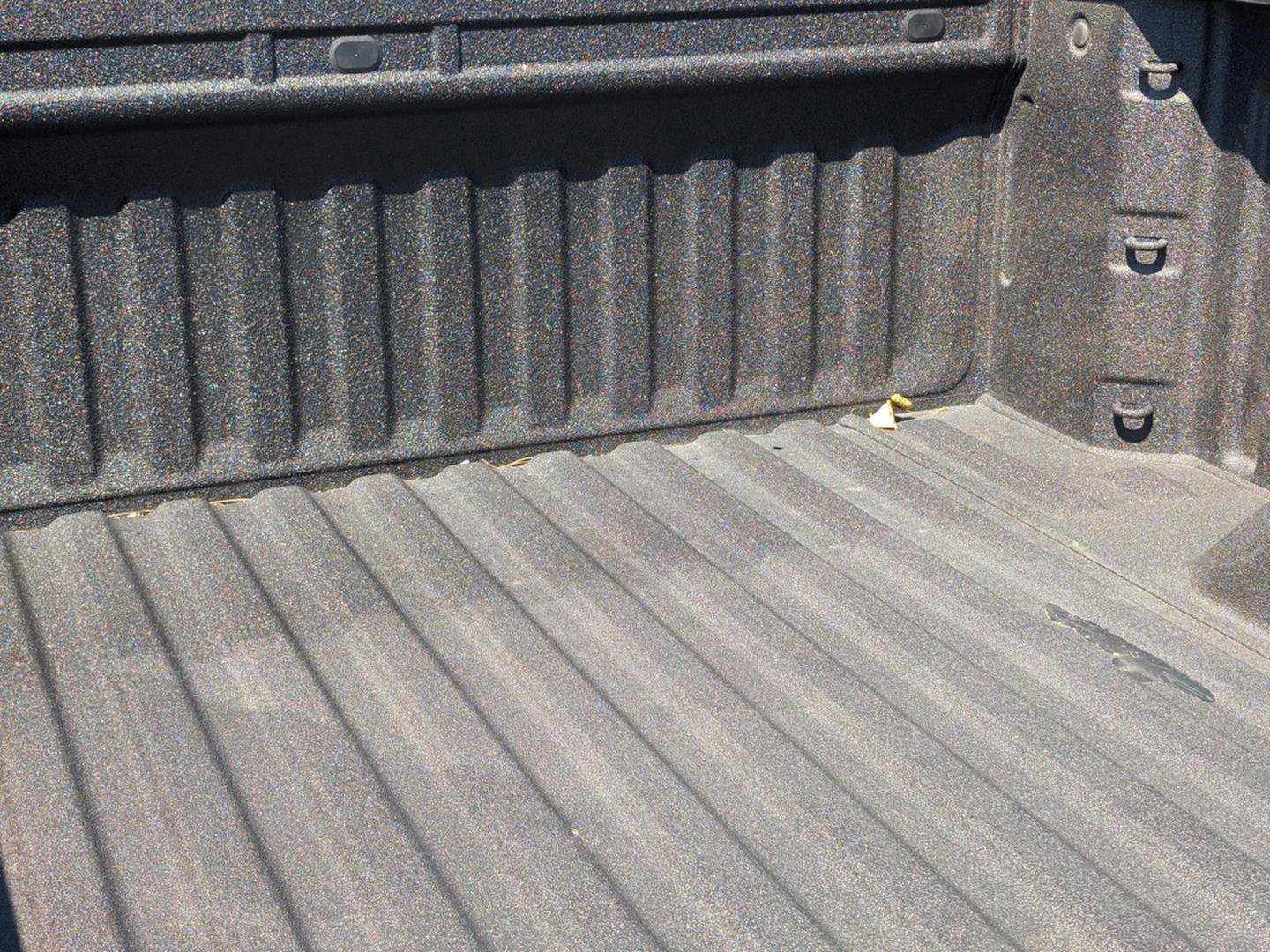 Used 2025 Chevrolet Silverado 1500 Custom image 10