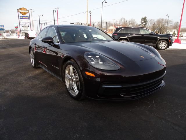 Used 2020 Porsche Panamera image 1