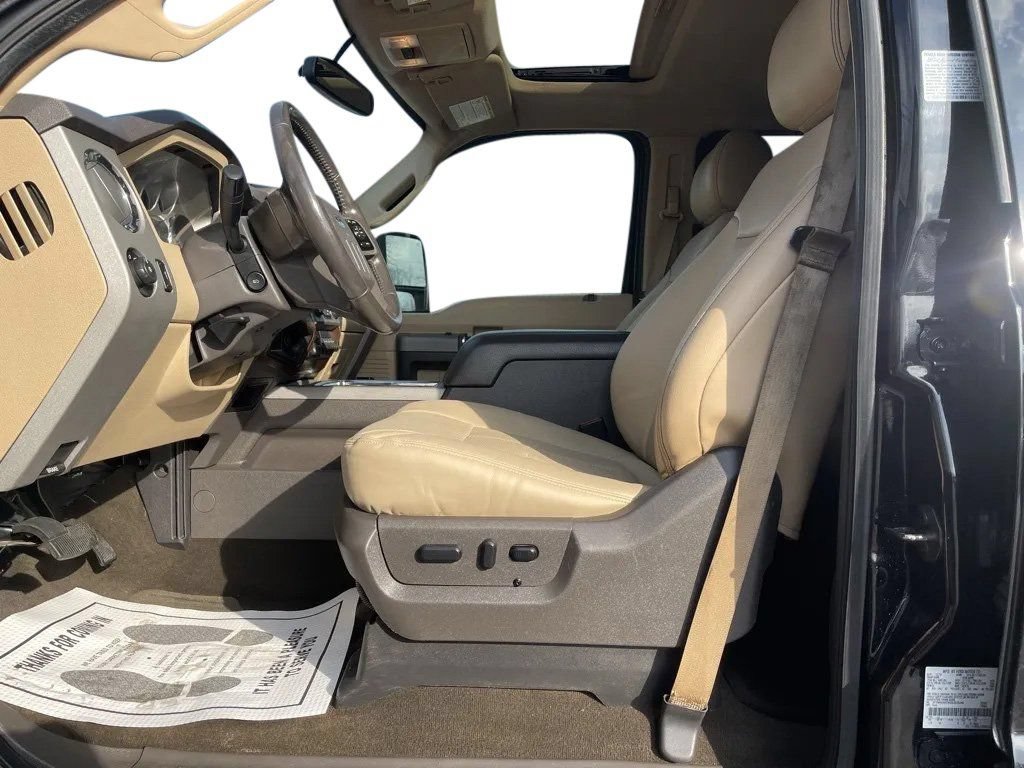 Used 2016 Ford F350 Lariat w/ Lariat Interior Package AWD/4WD image 12