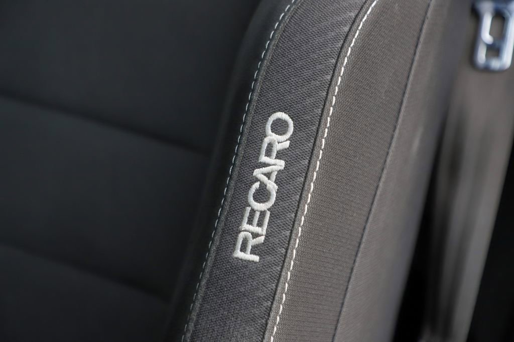 Used 2018 Ford Mustang Shelby GT350 w/ Electronics Package image 43