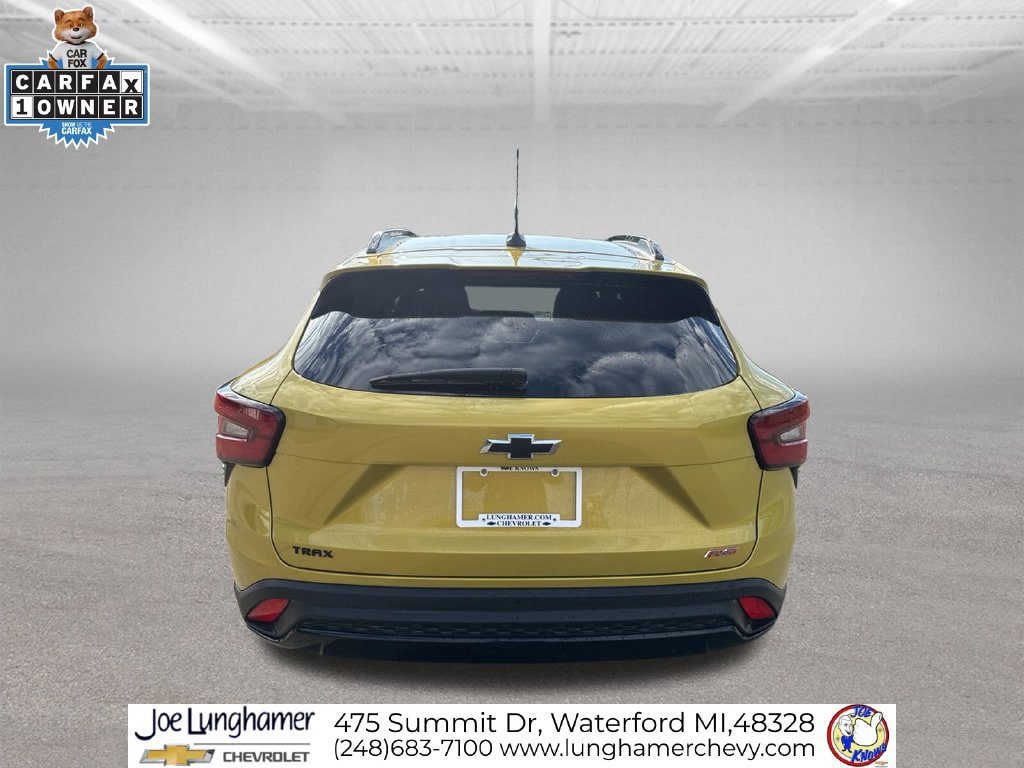Certified 2025 Chevrolet Trax RS w/ Driver Confidence Package FWD image 4