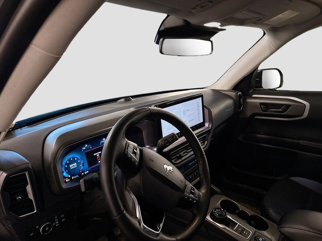 Used 2025 Ford Bronco Sport Outer Banks w/ Outer Banks Tech Package+ AWD/4WD image 8
