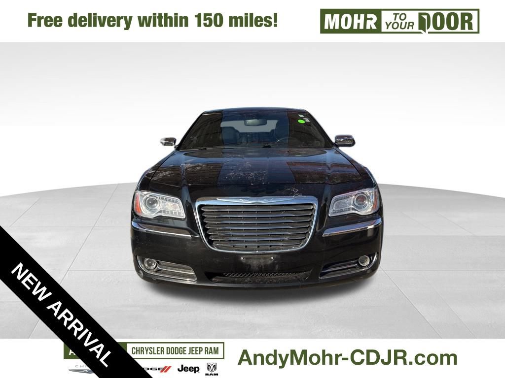 Used 2013 Chrysler 300 C image 2