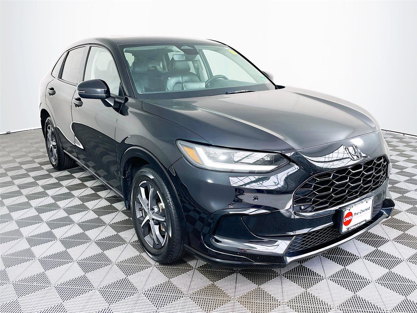 Used 2024 Honda HR-V EX-L image 1