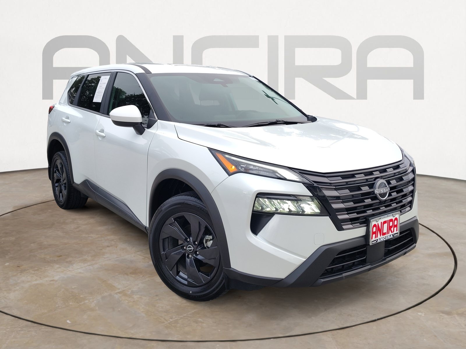 Certified 2026 Nissan Rogue SV FWD image 4