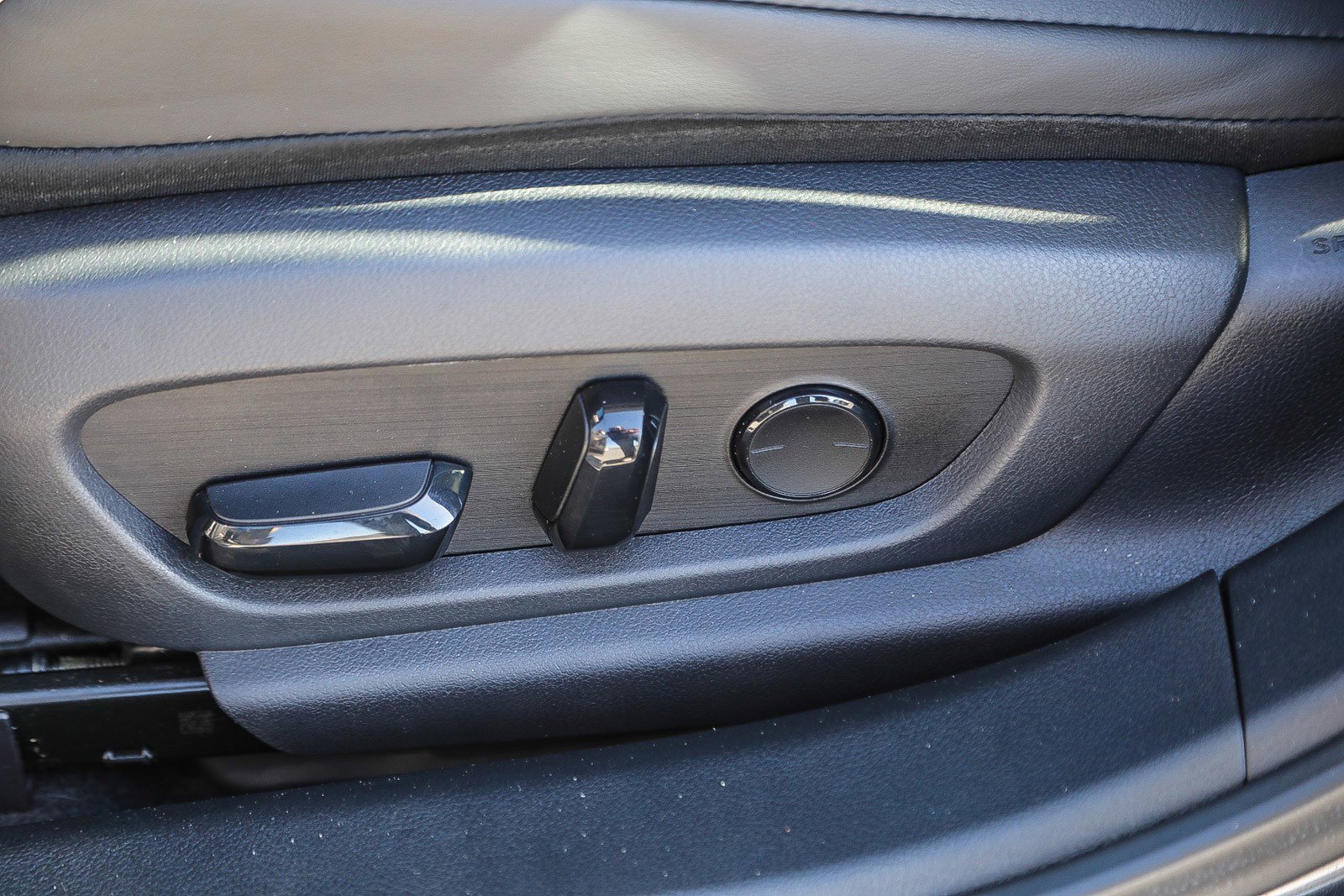 Used 2020 Lexus ES 350 w/ Premium Package image 19