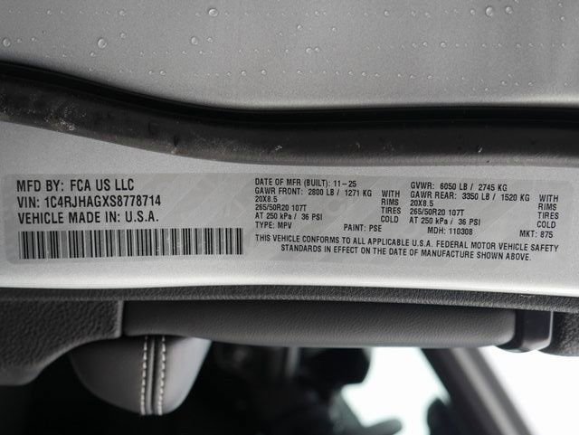 New 2025 Jeep Grand Cherokee Altitude image 23