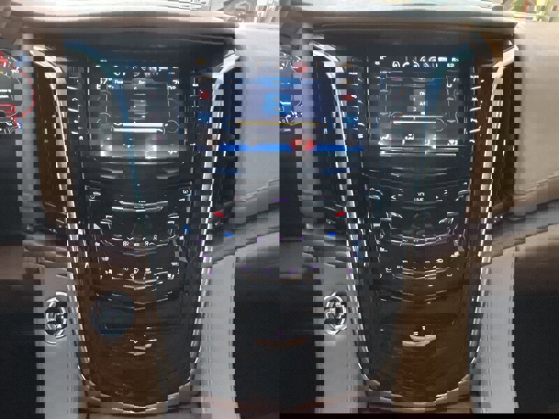 Used 2017 Cadillac Escalade ESV Platinum image 22