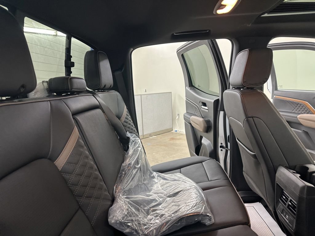 New 2026 GMC Canyon Denali AWD/4WD image 31