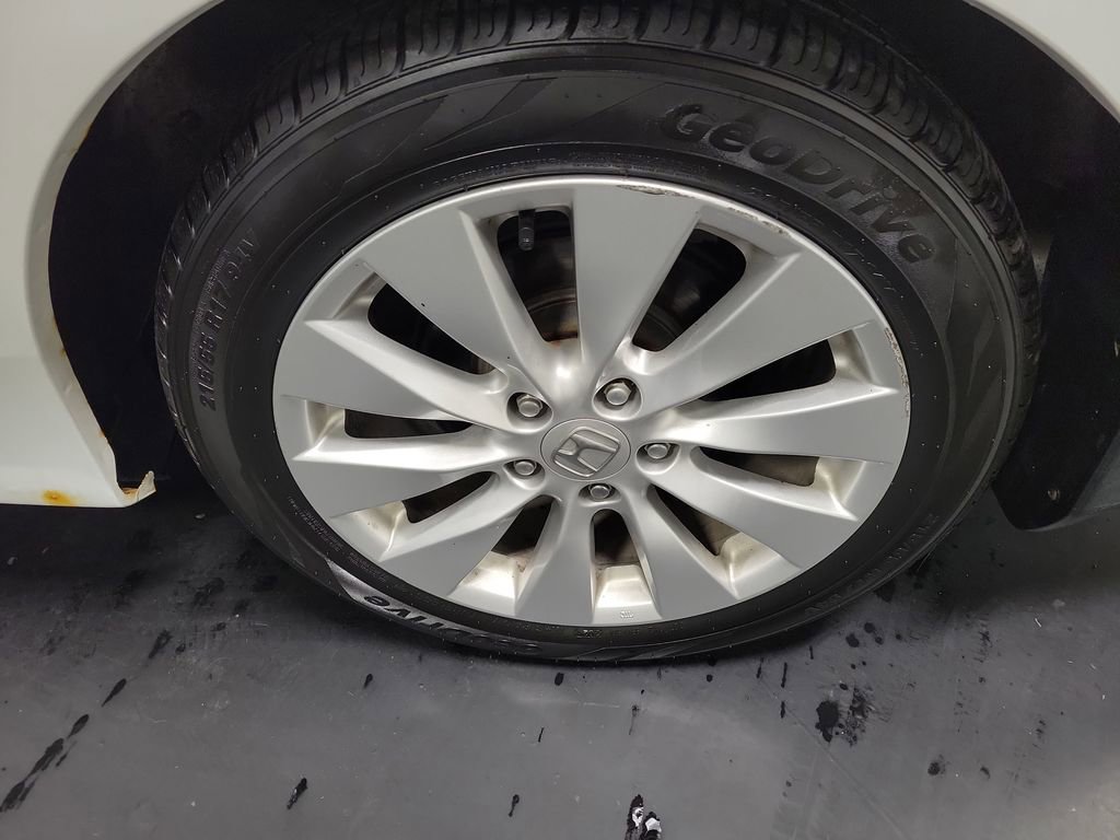 Used 2013 Honda Accord EX-L image 10