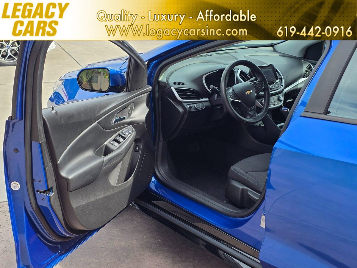 Used 2017 Chevrolet Volt LT w/ Comfort Package image 48