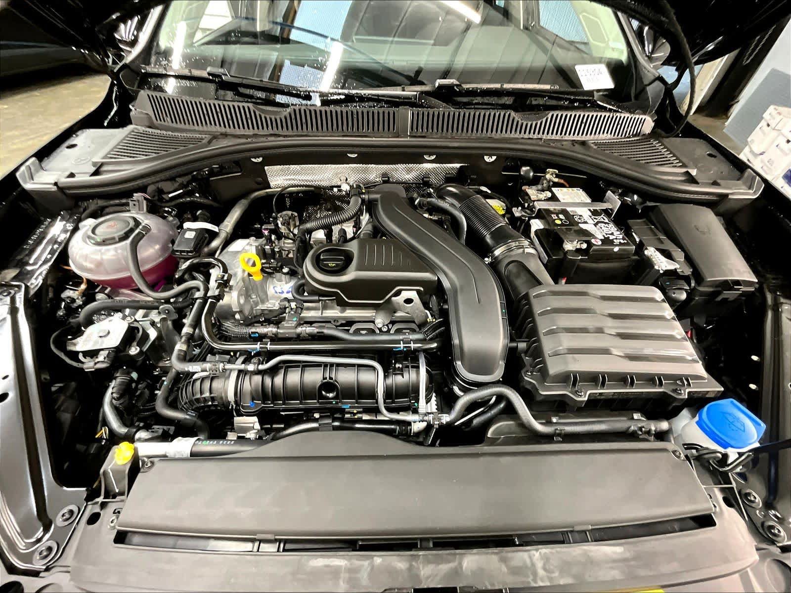 New 2026 Volkswagen Jetta SE FWD image 8