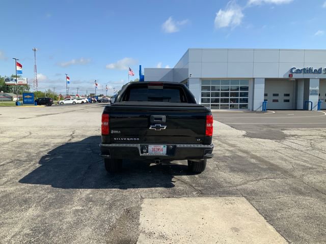 Used 2017 Chevrolet Silverado 1500 LT w/ Midnight Edition AWD/4WD image 8