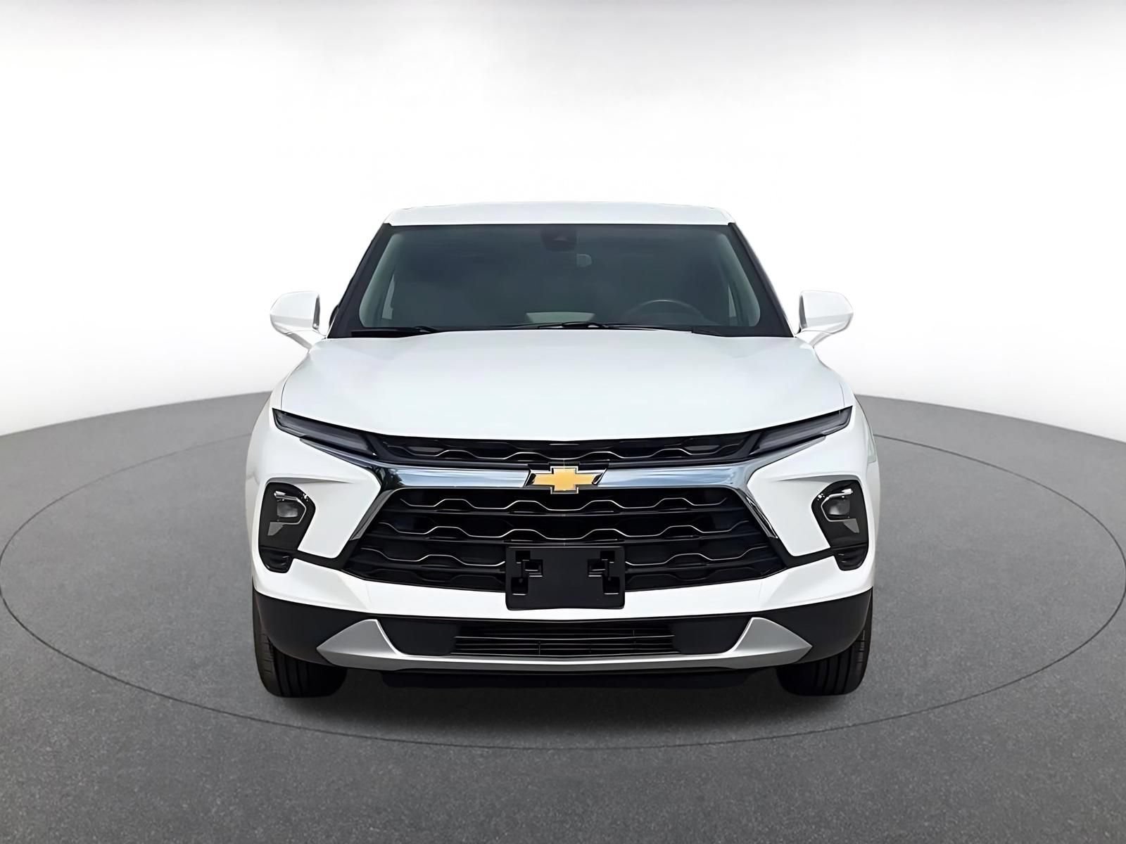 Used 2025 Chevrolet Blazer LT FWD image 4