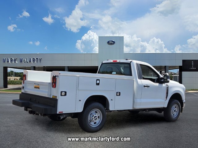 New 2026 Ford F250 XL w/ XL Chrome Package AWD/4WD image 5