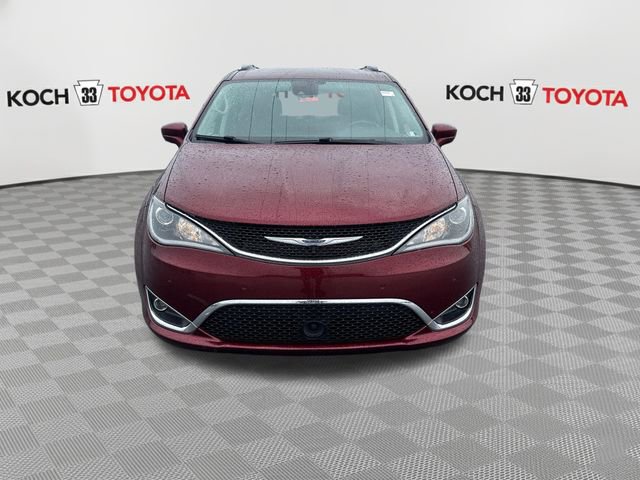 Used 2020 Chrysler Pacifica Touring-L w/ Advanced Safetytec Group FWD image 2