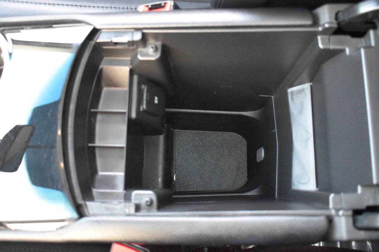 Used 2017 Ford Edge Titanium w/ Equipment Group 301A image 30