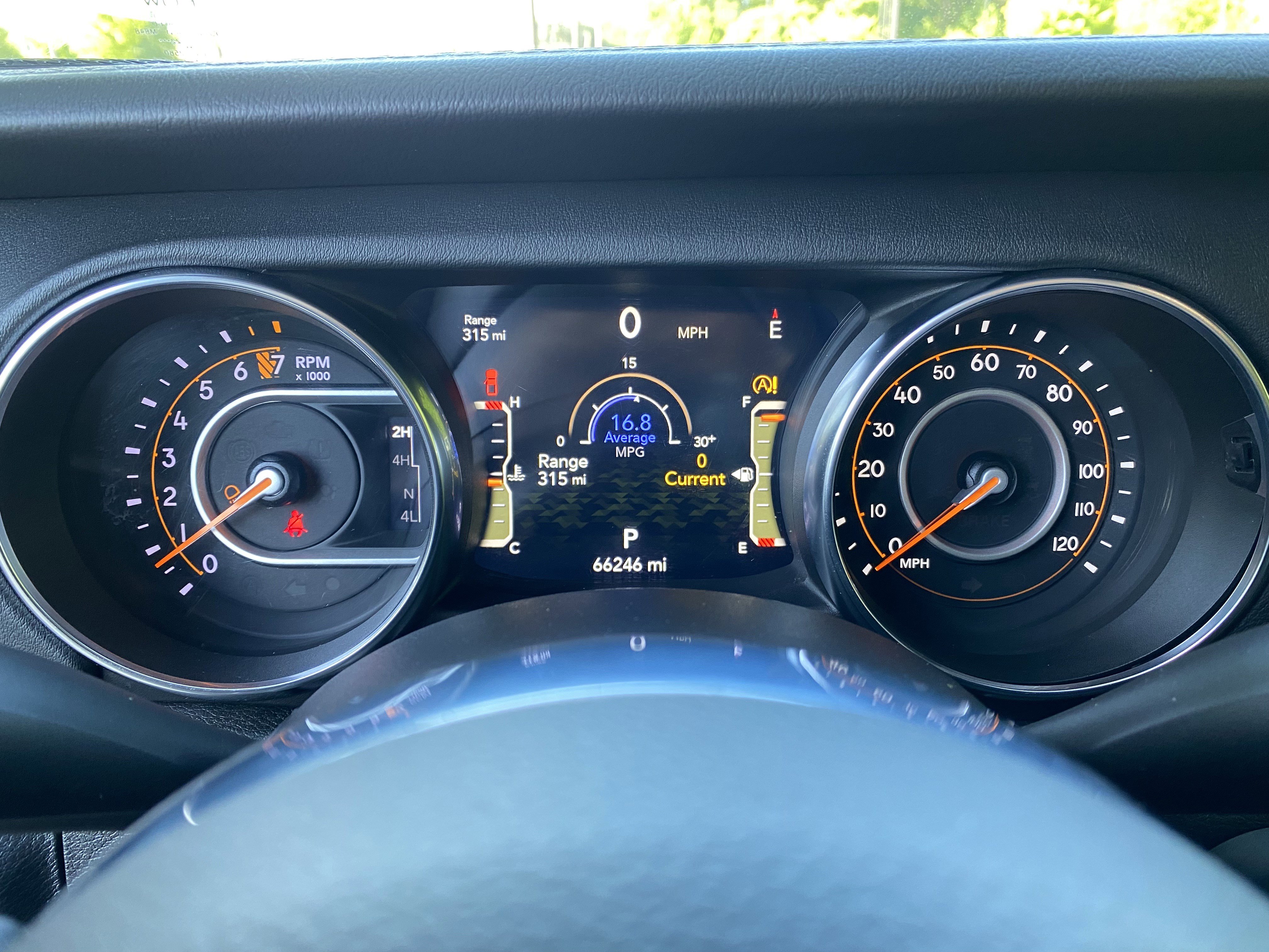 Used 2020 Jeep Gladiator Overland w/ Popular Equipment Package AWD/4WD image 22