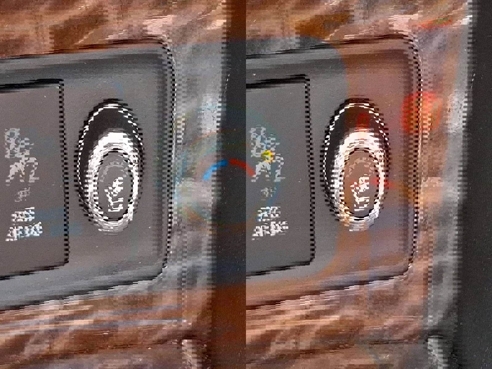 Used 2017 Nissan Armada Platinum w/ Captain Seat Package image 19