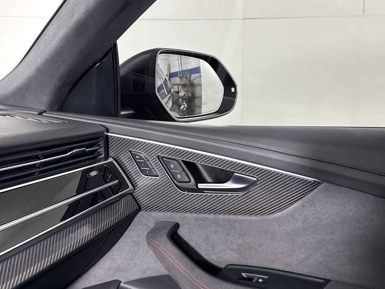 Used 2025 Audi RS Q8 performance w/ Matte Carbon Package AWD/4WD image 12
