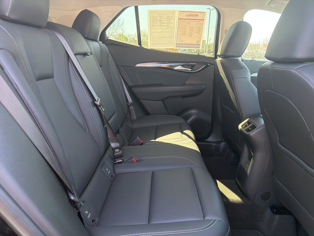 Used 2025 Buick Envision Preferred image 14