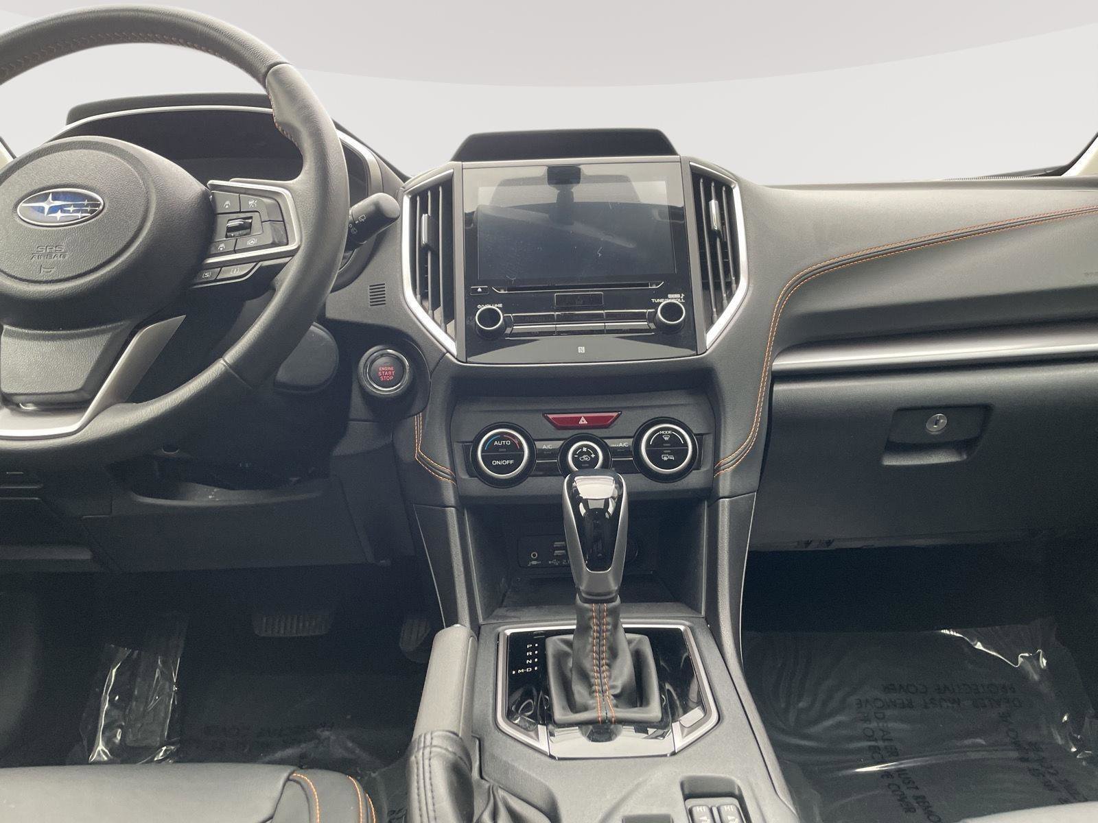 Certified 2022 Subaru Crosstrek 2.5i Limited w/ Moonroof Package 2 image 27