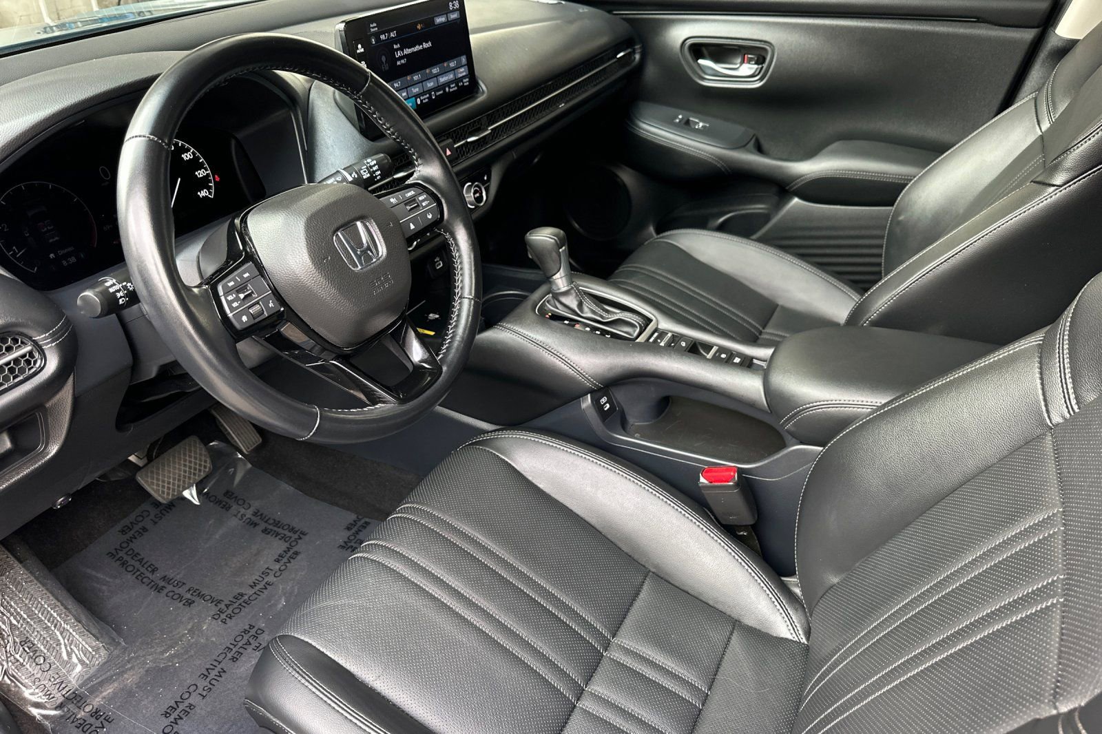 Used 2025 Honda HR-V EX-L image 10
