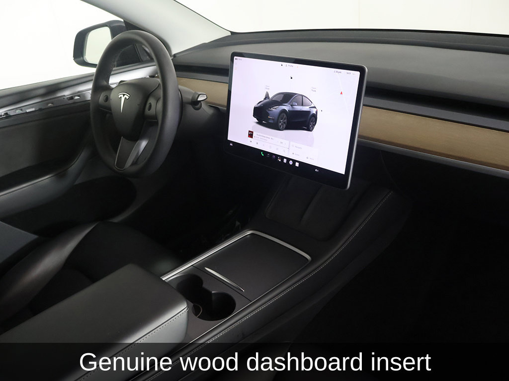 Used 2024 Tesla Model Y Long Range RWD image 31