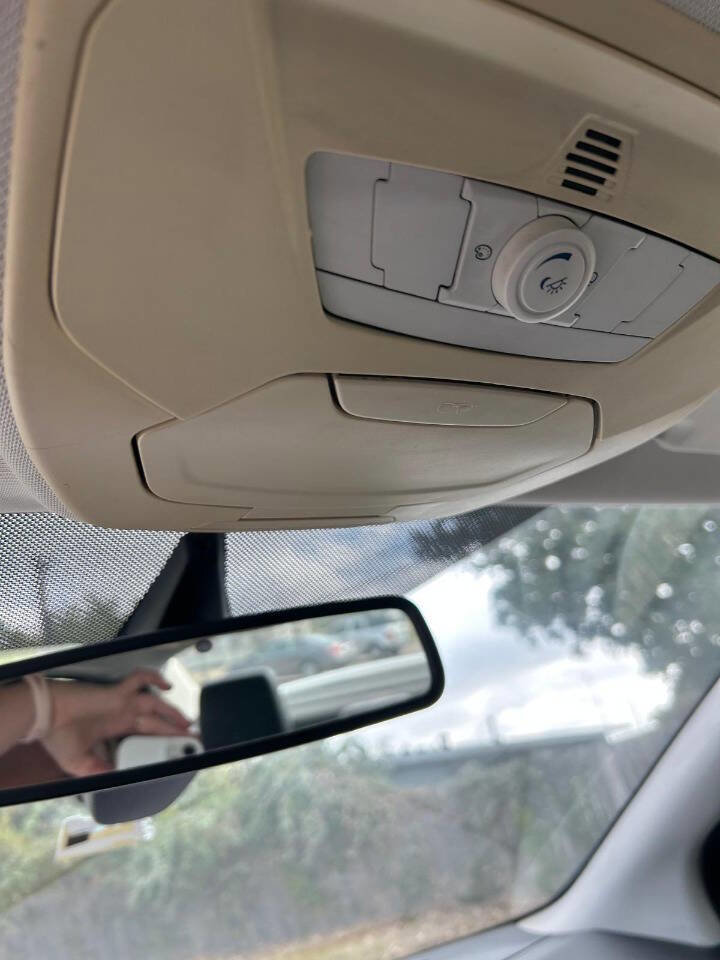 Used 2012 Ford Focus Titanium image 47