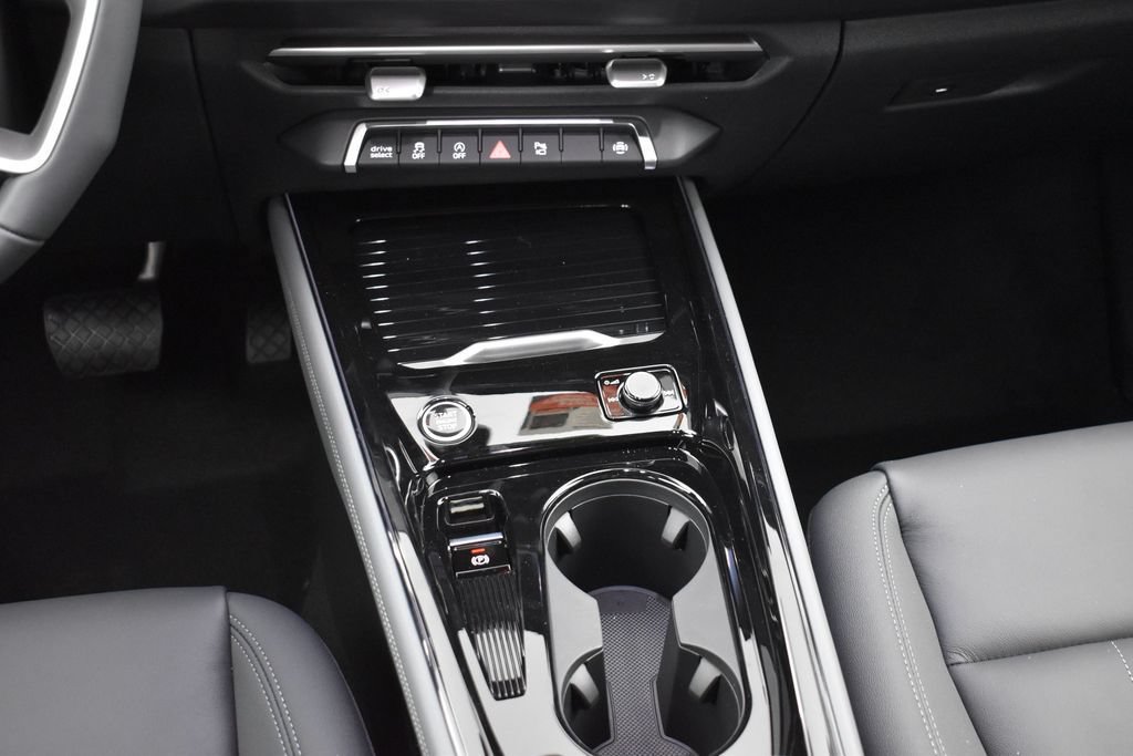 New 2026 Audi Q3 quattro 2.0T AWD/4WD image 16