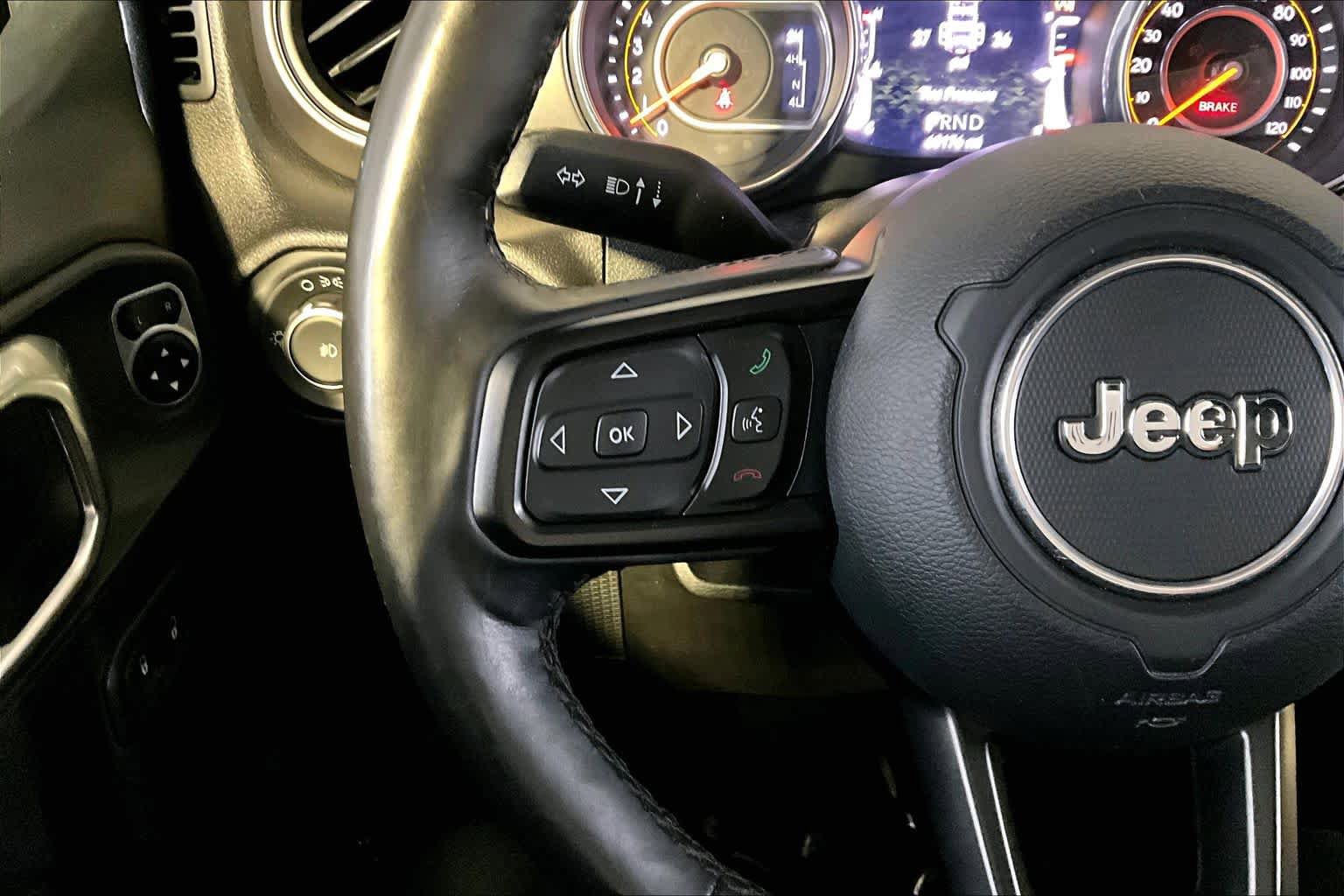 Used 2019 Jeep Wrangler Sport AWD/4WD image 24
