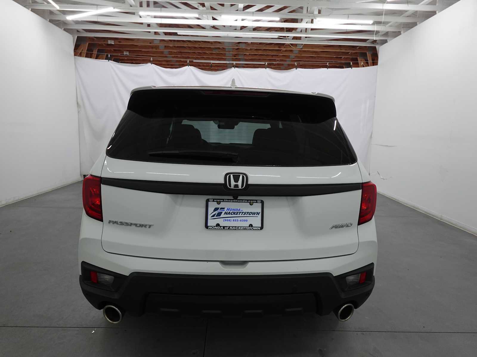 Certified 2023 Honda Passport EX-L image 6