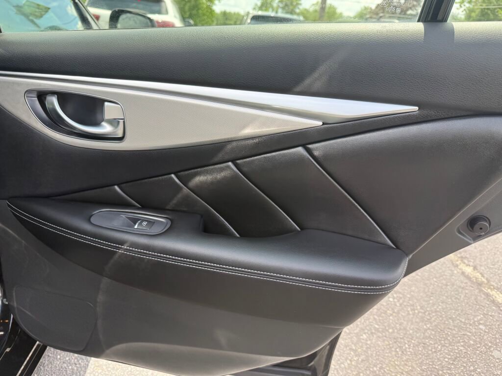 Used 2022 INFINITI Q50 Luxe w/ Cargo Package image 26