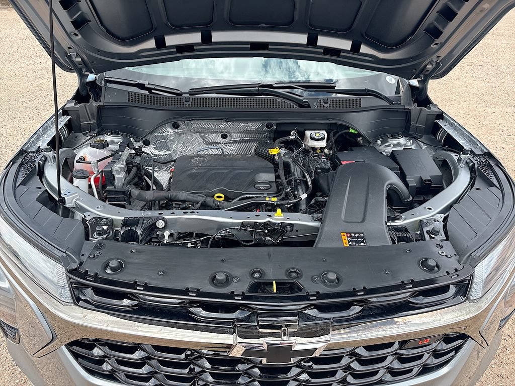 Used 2026 Chevrolet Trax LS w/ LS Convenience Package FWD image 28