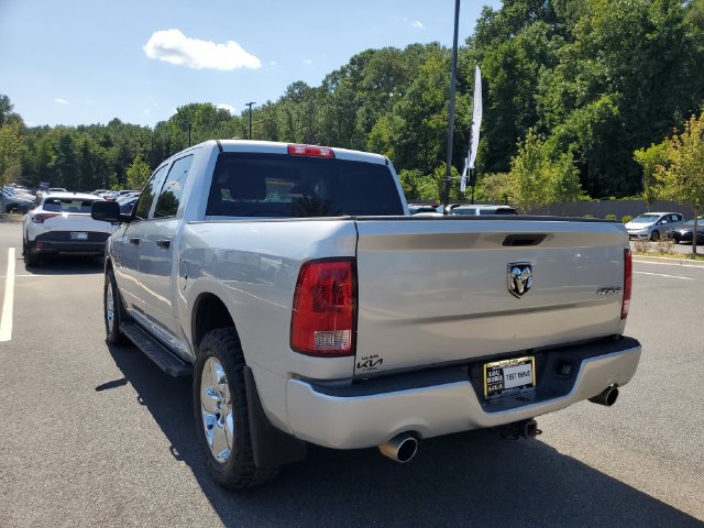 Used 2019 RAM 1500 Express w/ Express Value Package AWD/4WD image 4