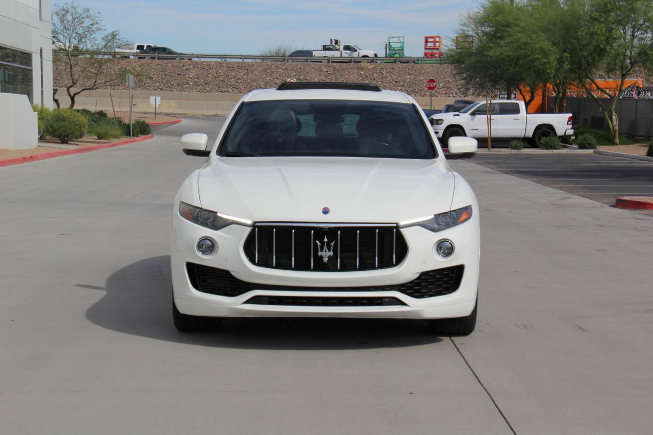 Used 2020 Maserati Levante S image 2