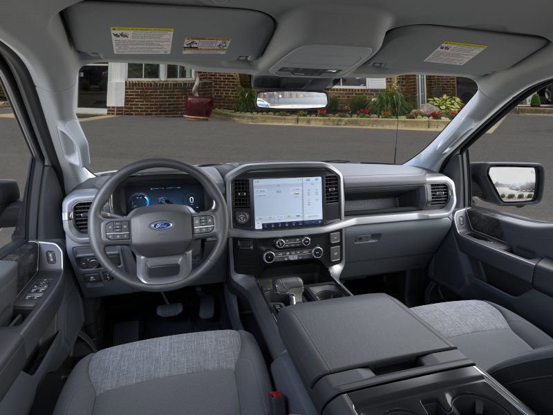 New 2025 Ford F150 Lightning XLT image 9