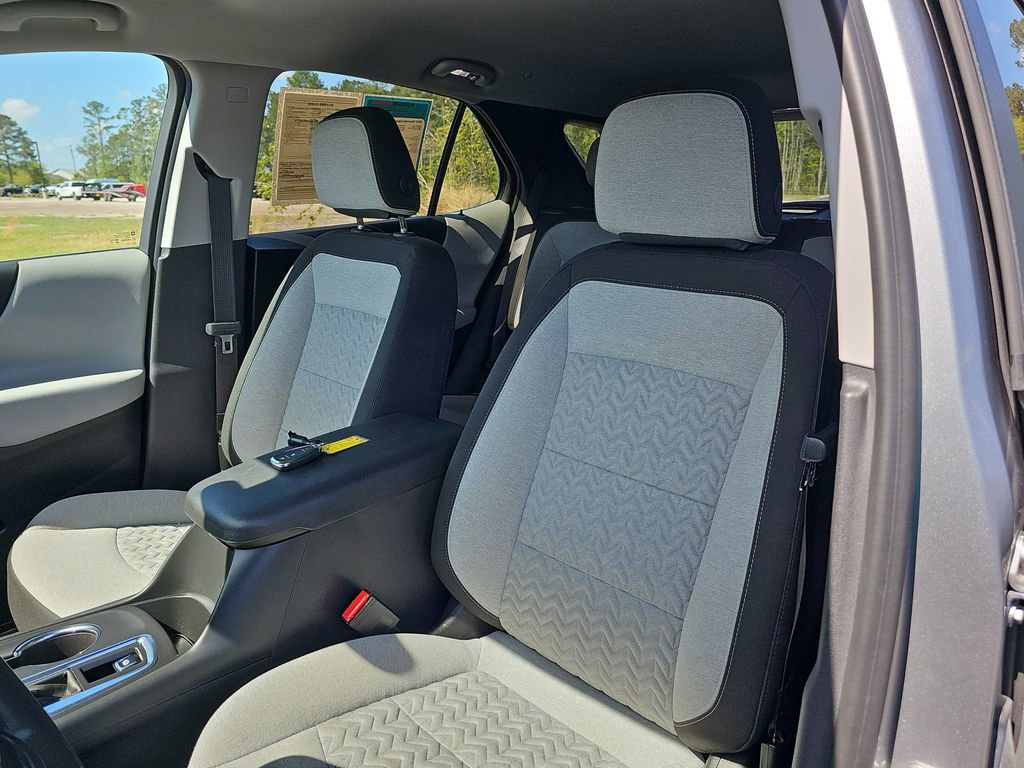 Used 2024 Chevrolet Equinox LT image 18