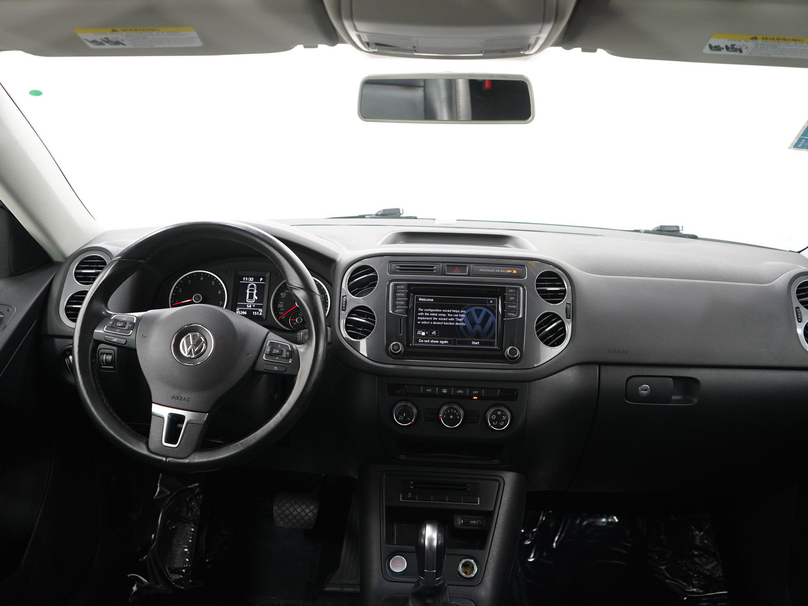 Used 2017 Volkswagen Tiguan S FWD image 13