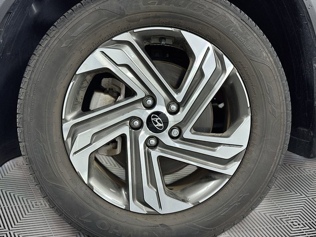 Certified 2023 Hyundai Santa Fe SEL image 33