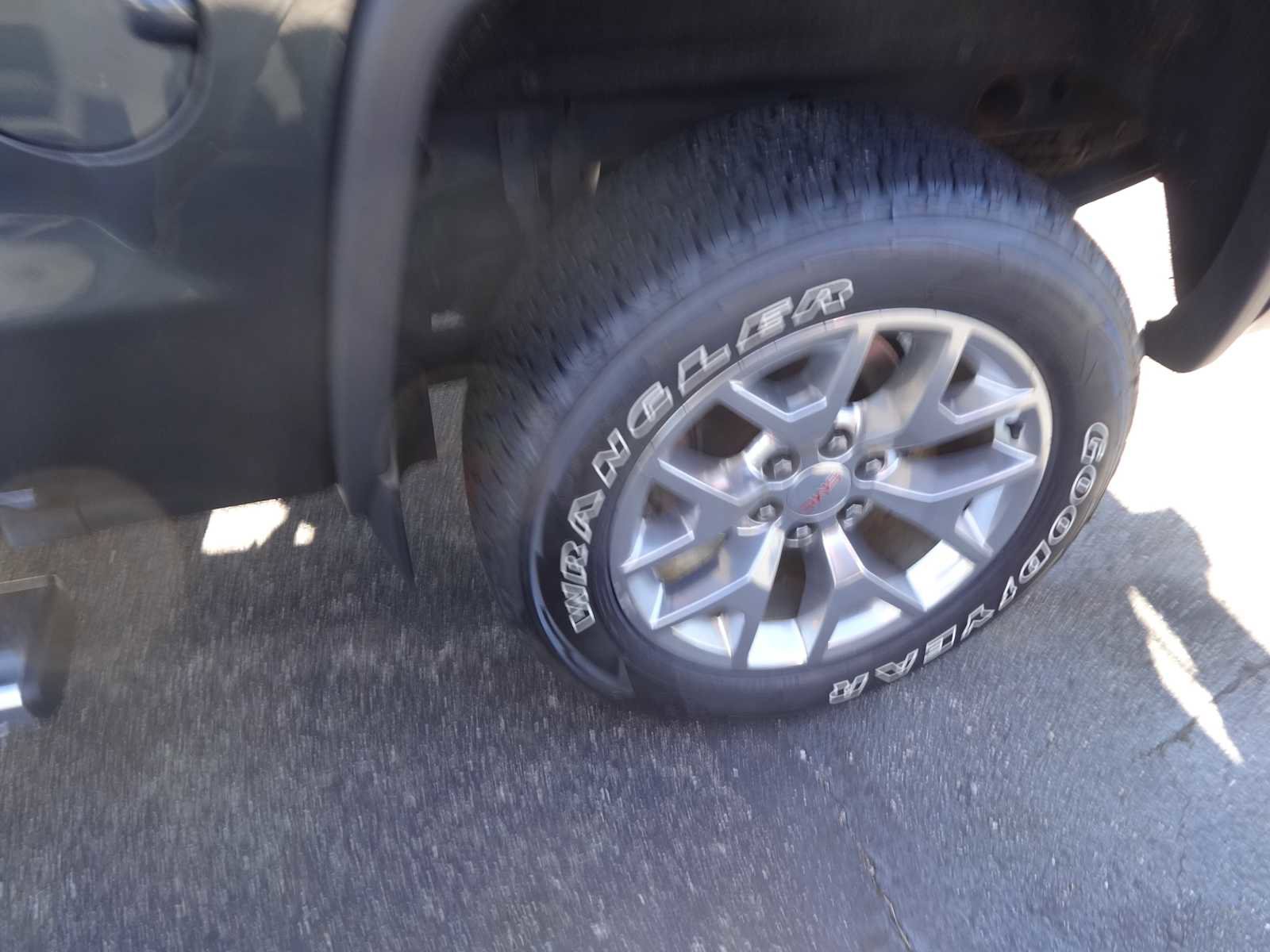 Used 2018 GMC Sierra 1500 Denali image 4