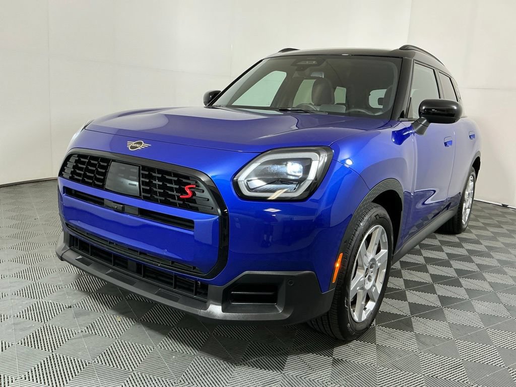 Used 2026 MINI Cooper Countryman S w/ Comfort Package Max AWD/4WD image 2
