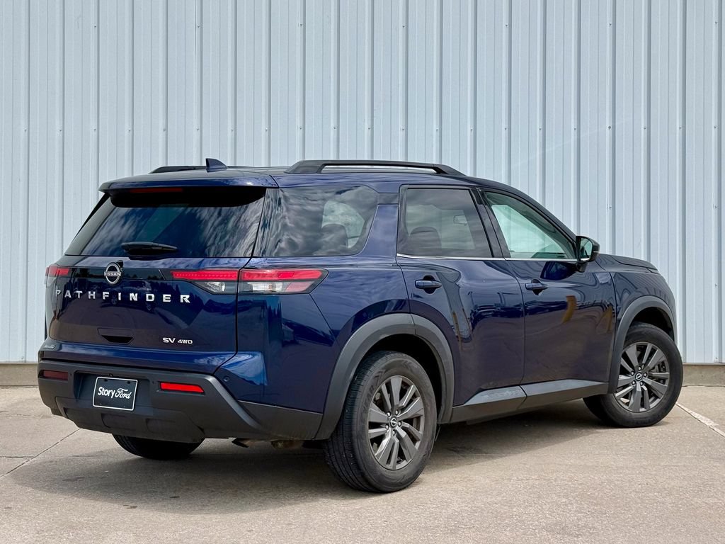 Used 2022 Nissan Pathfinder SV AWD/4WD image 6