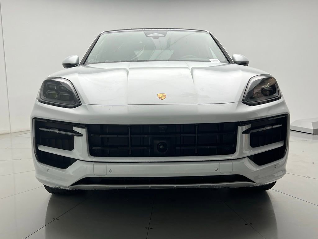 New 2026 Porsche Cayenne GTS image 25