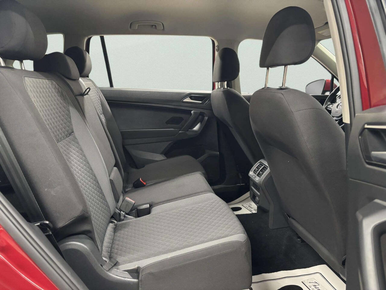 Used 2018 Volkswagen Tiguan S w/ 3rd Row Seat Package image 17