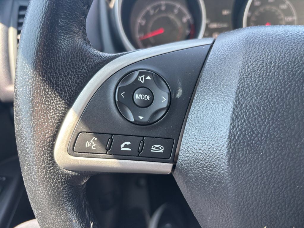 Used 2015 Mitsubishi Outlander Sport ES AWD/4WD image 13